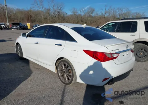 2014 Hyundai Sonata Se z USA, uszkodzony, nr VIN 5NPEC4AC2EH906674